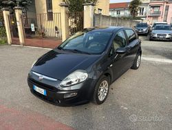 Grigio Usata 2010 Fiat Grande Punto Dynamic Due volumi | 3900 € (Buon prezzo)
