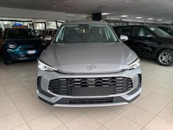 Argento Nuova 2025 MG ZS Comfort Tre volumi | 22.990 € (Buon prezzo)