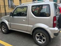 Grigio Usata 2009 Suzuki Jimny SUV | 13.500 € (Molto cara)