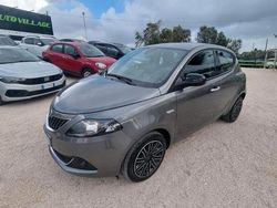 Grigio Usata 2022 Lancia Ypsilon S Due volumi | 11.390 € (Buon prezzo)
