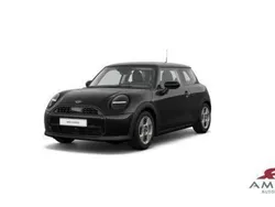 Nero Usata 2023 Mini Cooper Essential Due volumi | 29.455 € (Molto cara)