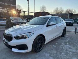 Bianco Usata 2020 BMW 118 M Sport Due volumi | 22.200 € (Buon prezzo)