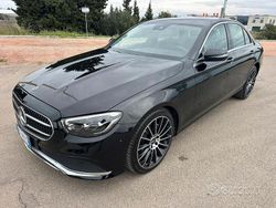 Nero Usata 2022 Mercedes E200 Premium Tre volumi | 32.900 € (Buon prezzo)
