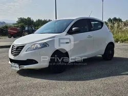 Bianco Usata 2014 Lancia Ypsilon Gold Due volumi | 7390 € (Buon prezzo)