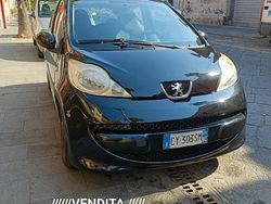 Nero Usata 2005 Peugeot 107 Due volumi | 2000 € (Buon prezzo)