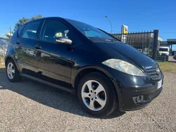 Nero Usata 2007 Mercedes A150 Avantgarde Tre volumi | 2490 € (Ottimo prezzo)