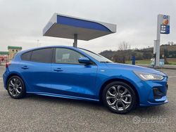 Blu Usata 2023 Ford Focus ST-Line Tre volumi | 19.000 € (Buon prezzo)