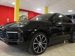 Nero(met.) Usata 2020 Porsche Cayenne SUV | 64.300 € (Buon prezzo)