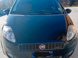 Nero Usata 2009 Fiat Grande Punto Due volumi | 4000 €