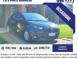 Nero / metallizzato Usata 2023 Toyota Yaris Business Edition Due volumi | 17.400 € (Cara)
