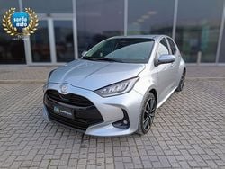 Argento Usata 2025 Toyota Yaris Hybrid Trend Tre volumi | 21.800 € (Buon prezzo)
