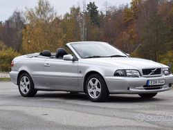 Grigio Usata 2000 Volvo C70 Cabrio | 2900 €