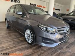 Grigio scuro Usata 2016 Mercedes B180 Monovolume | 10.790 € (Buon prezzo)