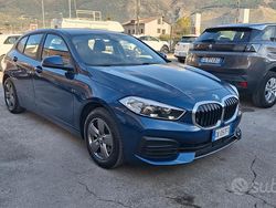 Blu/azzurro Usata 2022 BMW 118 Advantage Due volumi | 19.900 € (Super prezzo)