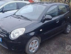 Nero Usata 2009 Kia Picanto Due volumi | 3500 € (Buon prezzo)
