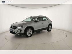 Pyrit silver metallizzato Usata 2022 VW T-Roc Life SUV | 20.900 € (Ottimo prezzo)