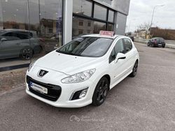 Bianco Usata 2011 Peugeot 308 GTi Tre volumi | 6900 € (Molto cara)