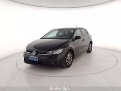 Nero Usata 2022 VW Polo Life Tre volumi | 16.600 € (Buon prezzo)