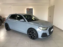 Grigio Usata 2024 Audi A1 Sportback Advanced Plus Due volumi | 27.500 € (Buon prezzo)