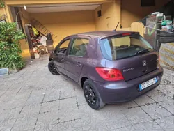 Usata 2003 Peugeot 307 Tre volumi | 1800 € (Buon prezzo)