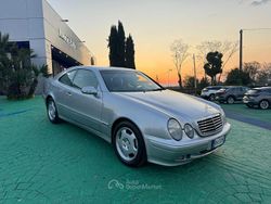 Argento Usata 2000 Mercedes CLK200 Elegance Coupé | 4990 € (Buon prezzo)