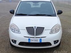 Bianco Usata 2011 Lancia Ypsilon Platinum Due volumi | 3500 € (Super prezzo)