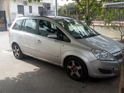 Grigio Usata 2008 Opel Zafira Monovolume | 1800 € (Ottimo prezzo)