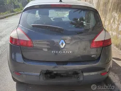 Usata 2010 Renault Mégane III Dynamique Tre volumi | 4400 € (Cara)