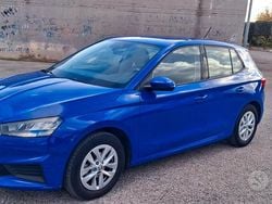 Blu Usata 2023 Skoda Fabia Ambition Tre volumi | 12.500 € (Buon prezzo)