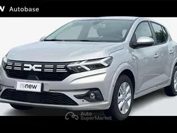 Argento Usata 2024 Dacia Sandero Expression Due volumi | 14.990 € (Buon prezzo)