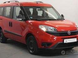 Rosso Usata 2015 Fiat Doblò Easy Monovolume | 10.000 € (Buon prezzo)