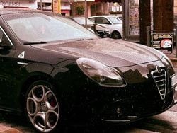 Usata 2011 Alfa Romeo Giulietta Quadrifoglio Verde Due volumi | 12.000 € (Buon prezzo)