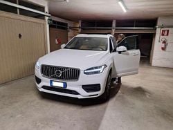 Usata 2020 Volvo XC90 Momentum SUV | 37.600 € (Cara)