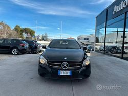 Nero Usata 2014 Mercedes A180 Tre volumi | 6900 € (Ottimo prezzo)
