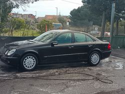 Nero Usata 2005 Mercedes E280 Elegance Tre volumi | 7500 €