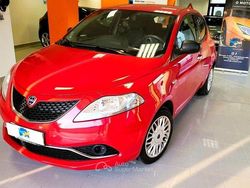 Rosso Usata 2017 Lancia Ypsilon Gold Due volumi | 6990 € (Ottimo prezzo)