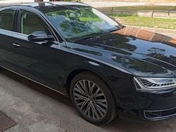 Blu/azzurro Usata 2016 Audi A8 Tre volumi | 22.500 €