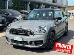 Grigio opaco pastello Usata 2019 Mini Cooper Countryman Hype SUV | 17.990 € (Ottimo prezzo)