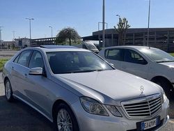 Usata 2011 Mercedes E350 Elegance Tre volumi | 11.200 € (Buon prezzo)