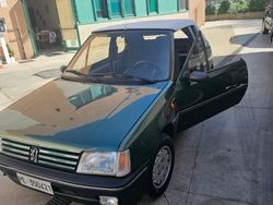 Verde Usata 1992 Peugeot 205 Roland Garros Cabrio | 4000 €