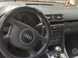 Usata 2003 Audi A4 Station wagon | 400 € (Super prezzo)