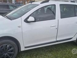 Usata 2014 Dacia Logan Tre volumi | 6500 € (Molto cara)