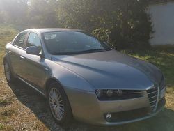 Grigio Usata 2006 Alfa Romeo 159 Tre volumi | 2500 € (Buon prezzo)