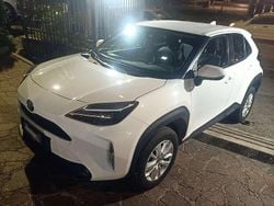 Bianco Usata 2022 Toyota Yaris Cross Business Edition SUV | 19.850 € (Ottimo prezzo)