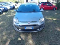 Grigio chiaro Usata 2010 Fiat Punto Evo Dynamic Due volumi | 3300 € (Buon prezzo)