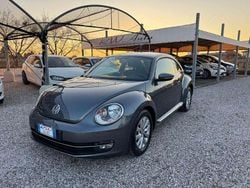 Grigio chiaro Usata 2013 VW Maggiolino Design Tre volumi | 13.750 € (Buon prezzo)
