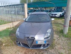 Grigio Usata 2016 Alfa Romeo Giulietta Sprint Tre volumi | 8900 € (Ottimo prezzo)