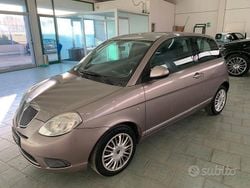 Grigio Usata 2010 Lancia Ypsilon Due volumi | 3500 € (Buon prezzo)