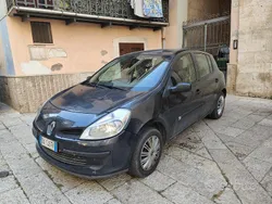 Usata 2006 Renault Clio II Due volumi | 1500 € (Buon prezzo)