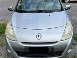 Usata 2009 Renault Clio III Due volumi | 1800 € (Buon prezzo)